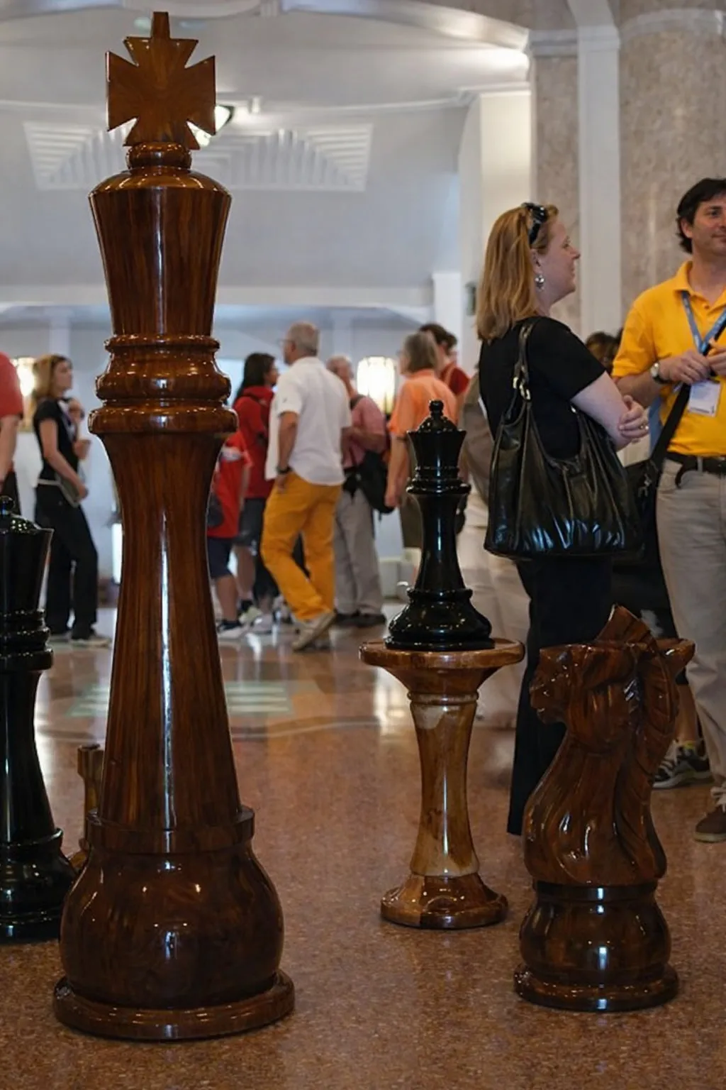 Modern Giant Chess Lifestyle #382